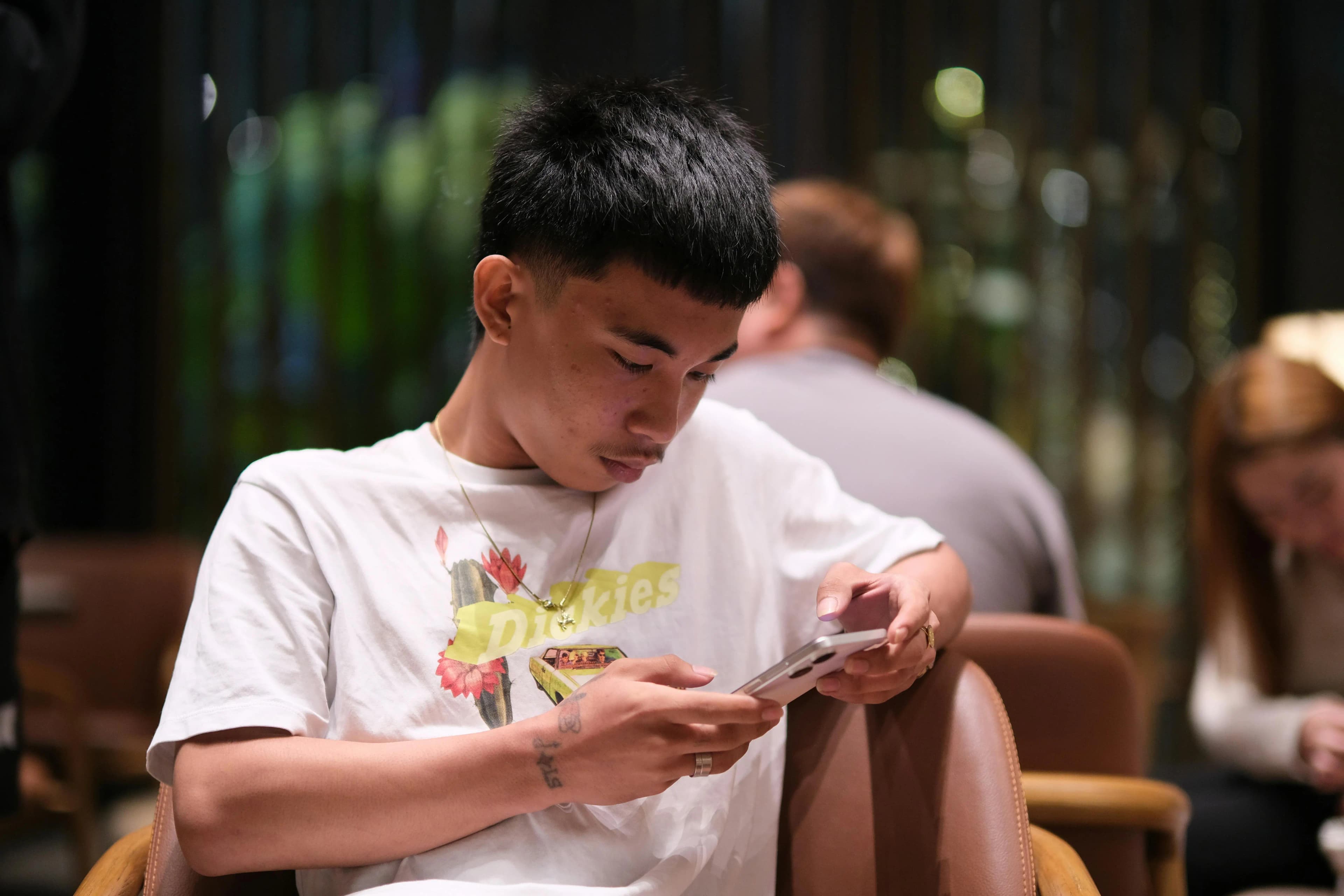 When Your Audience is Actually Scrolling: The Science Behind Instagram Timing