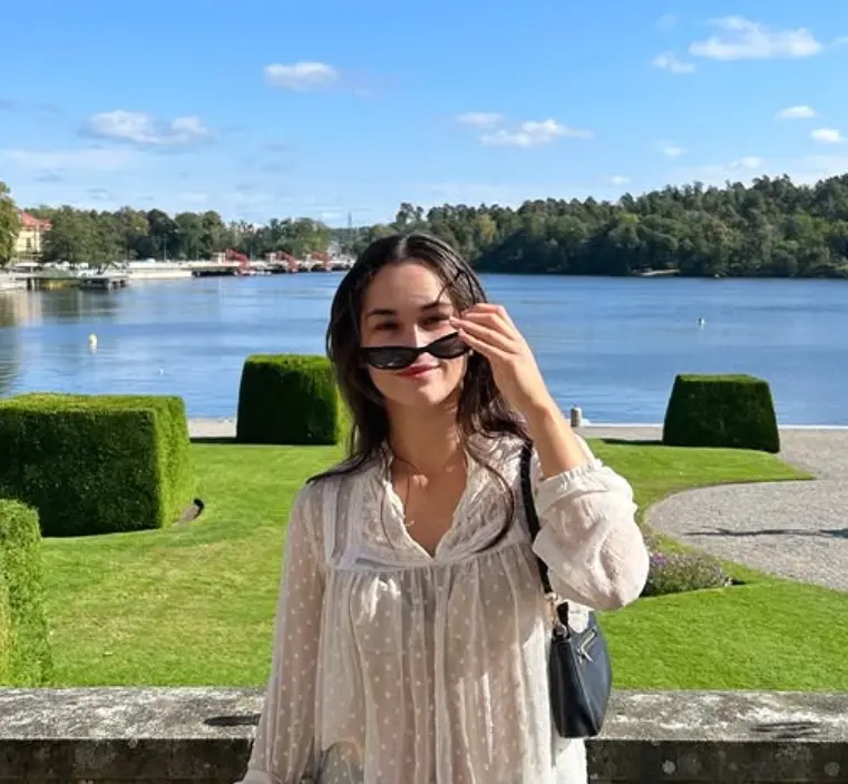 Maria Valenciano